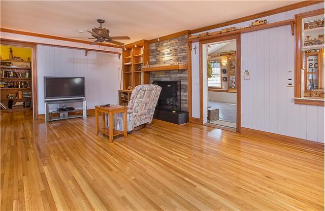 1002 S Graycroft Ave, Madison, TN 37115