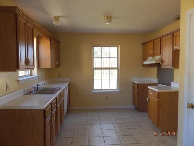 531 Cedar Park Cir, La Vergne, TN 37086