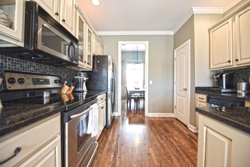 3241 Genoa, Murfreesboro, TN 37128