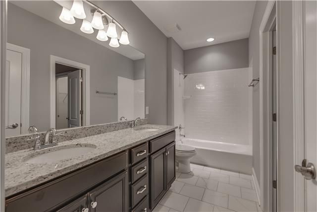 3123 Blue Sky Dr, Murfreesboro, TN 37130