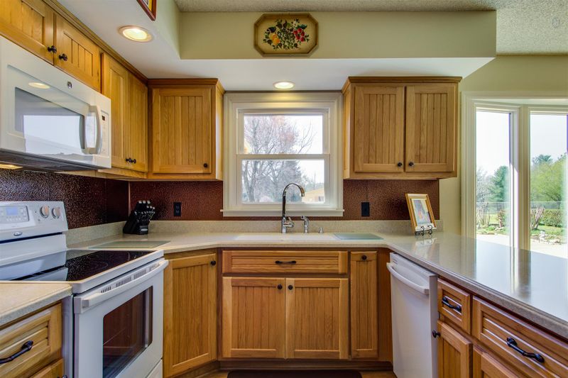 2204 Collier Dr, Franklin, TN 37064