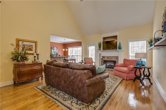 518 Savannah Rg, Murfreesboro, TN 37127