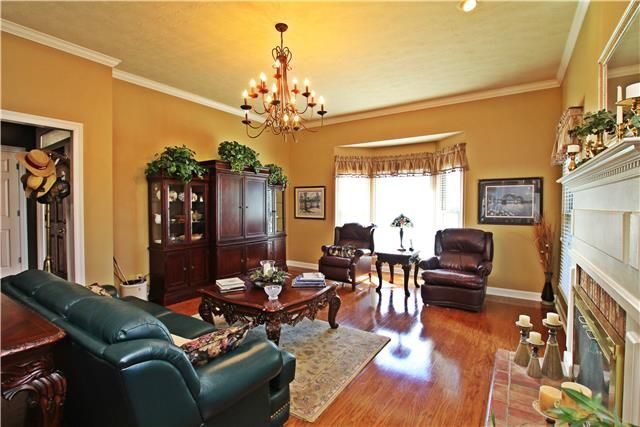 502 Eagle Trl, Springfield, TN 37172