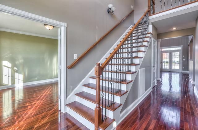 344 Douglas Ln, Gallatin, TN 37066
