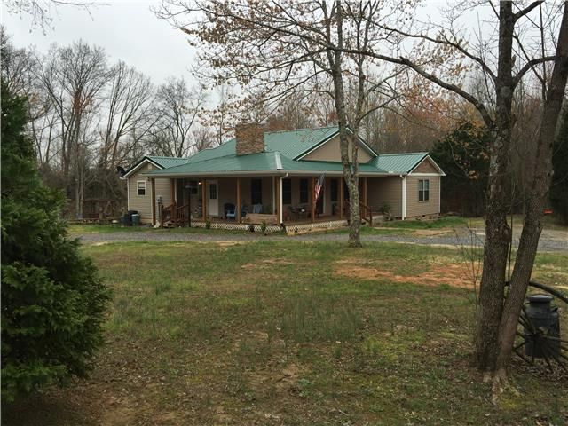 1785 Friendship Rd, Cross Plains, TN 37049