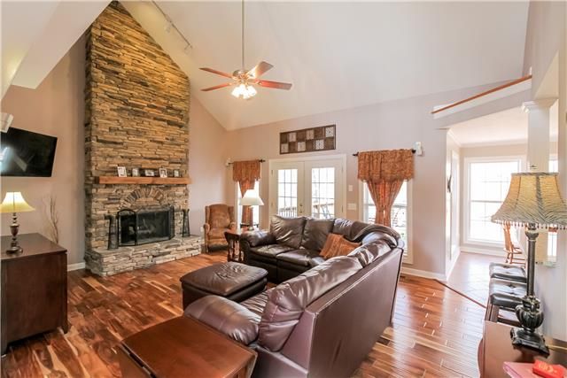 1012 Mohawk Trl, Springfield, TN 37172