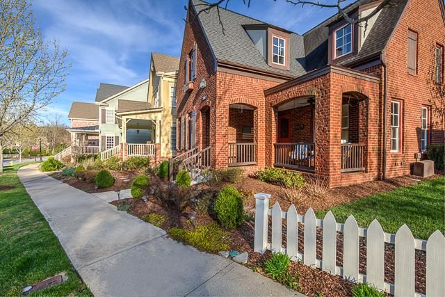 307 White Moss Pl, Franklin, TN 37064