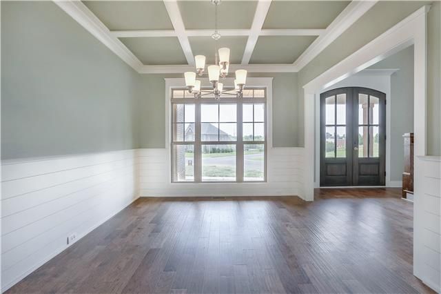 1935 Higgins Ln, Murfreesboro, TN 37130
