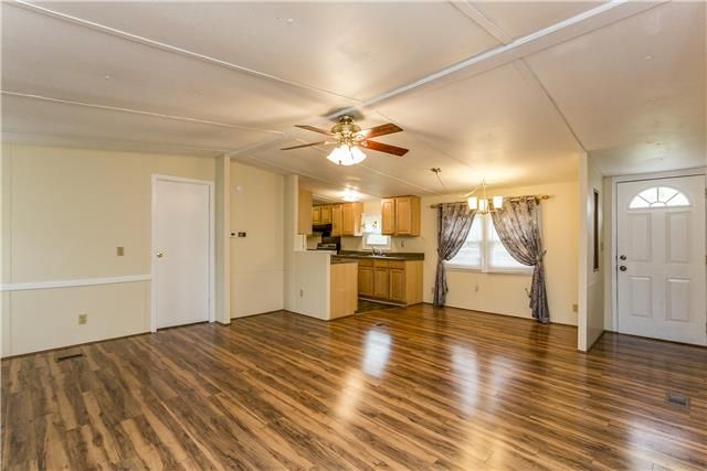 905 Red Tuttle Rd, Bethpage, TN 37022