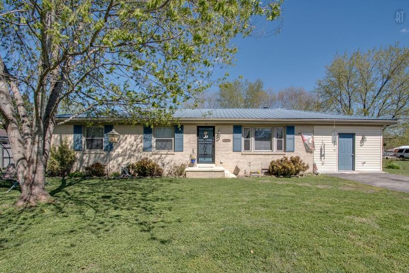 118 Riverside Dr, Carthage, TN 37030