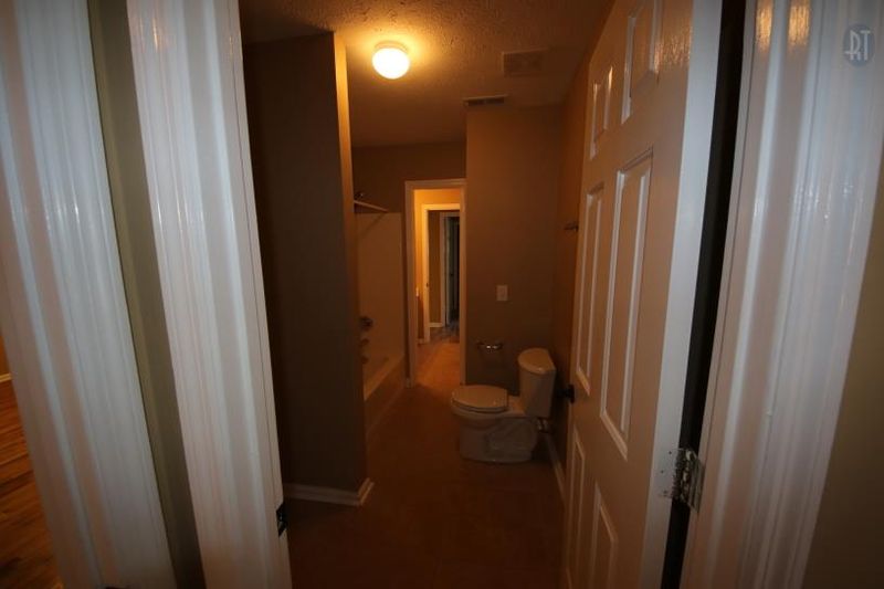 523 Freedom Ct, Murfreesboro, TN 37129
