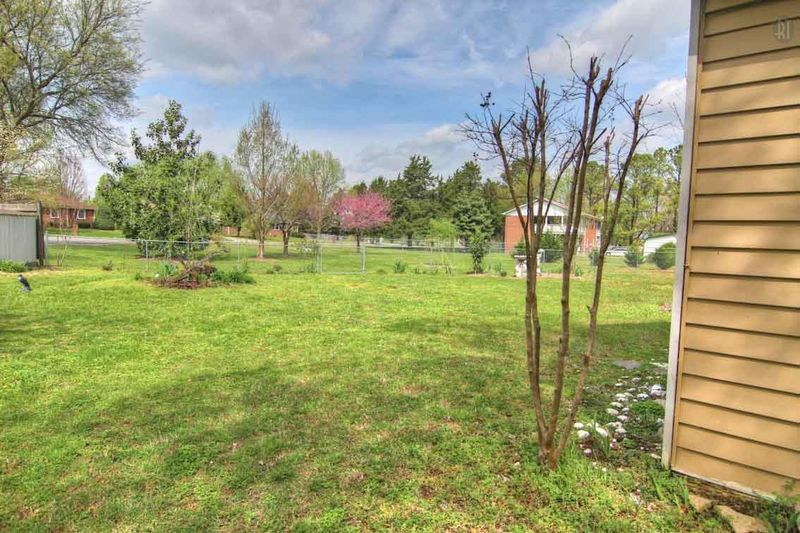 16 Summit Ct, Murfreesboro, TN 37130
