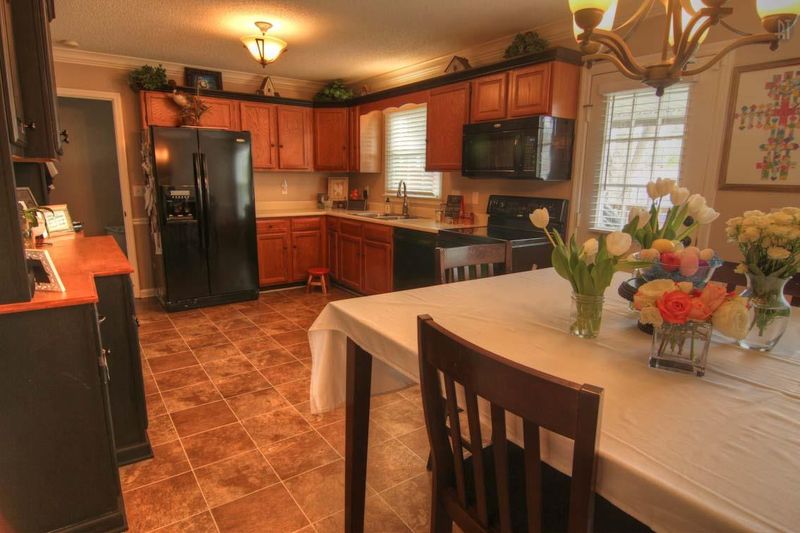 2429 Laurel Hill Ct, Murfreesboro, TN 37129