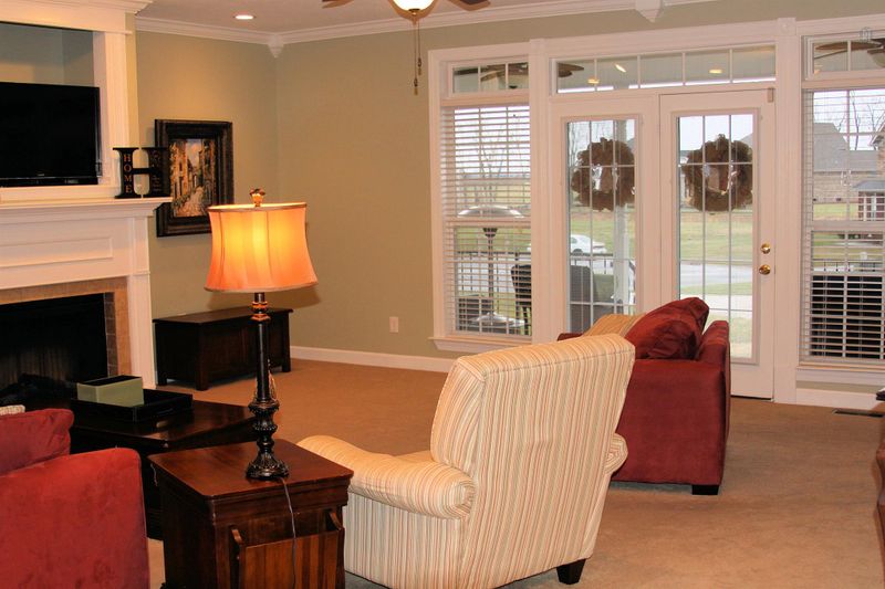 618 Indian Park Dr, Murfreesboro, TN 37128