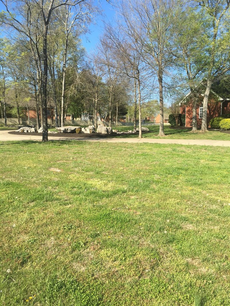611 Greene Dr, Lebanon, TN 37087