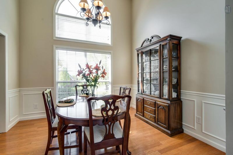 3323 Colchester Cir, Lebanon, TN 37087
