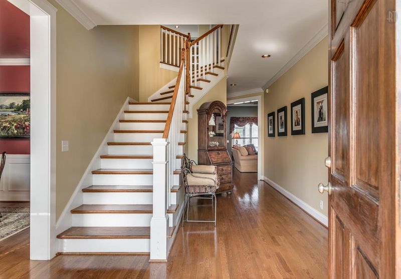 1003 Dunrobin Dr, Franklin, TN 37067