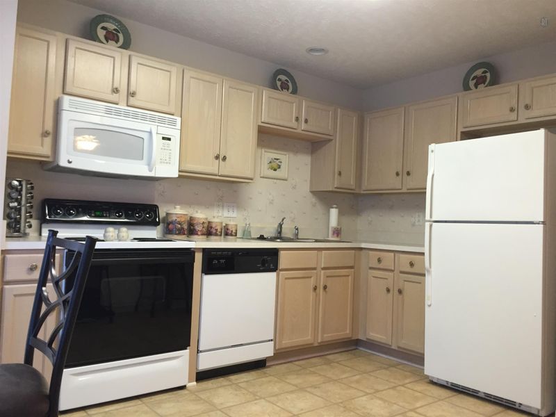 755 Tulip Grove Rd Apt 1302, Hermitage, TN 37076