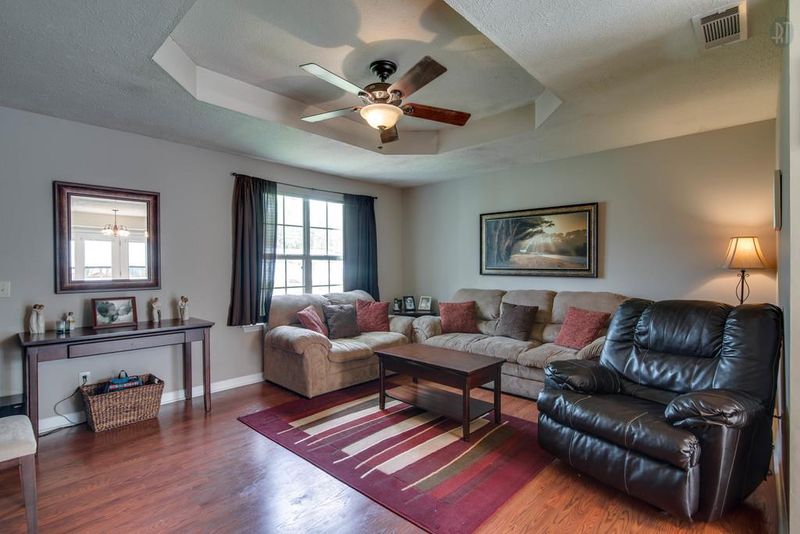 421 Bragg Ave, Smyrna, TN 37167