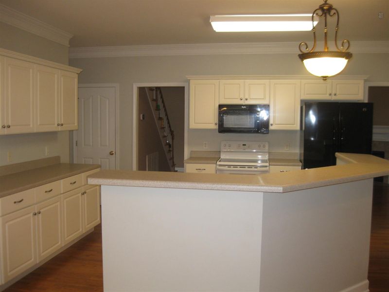 2922 Runnymeade Dr, Murfreesboro, TN 37127