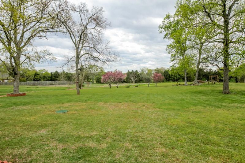 107 Beagle Rn, Mount Juliet, TN 37122