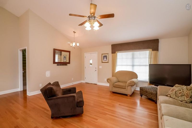 2951 Buckner Ln, Spring Hill, TN 37174