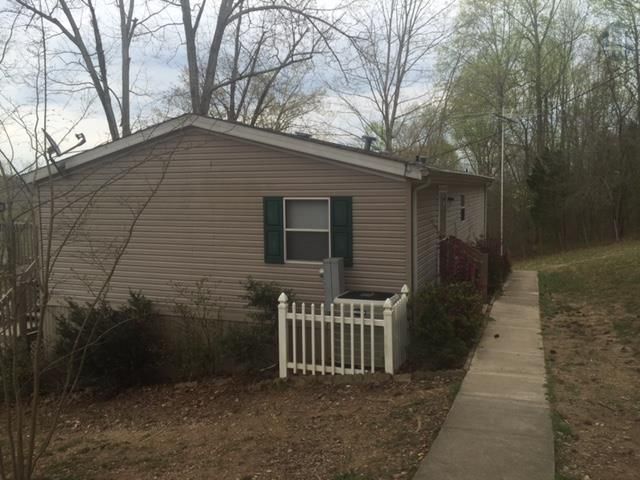 1080 Bloom Landing Rd, Charlotte, TN 37036