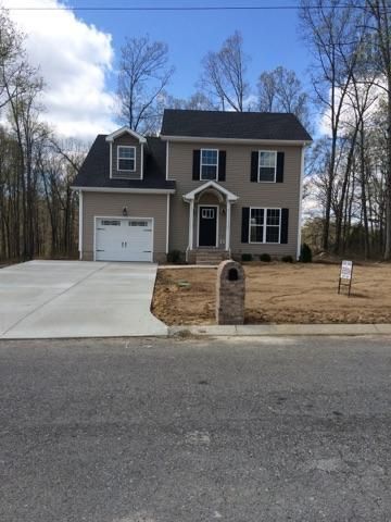 504 Cassie Ln, White Bluff, TN 37187