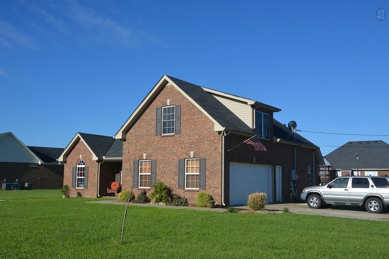 911 Nimbus Ln, Murfreesboro, TN 37127