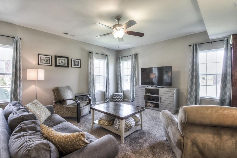 4005 Kilbrian Ct, Spring Hill, TN 37174