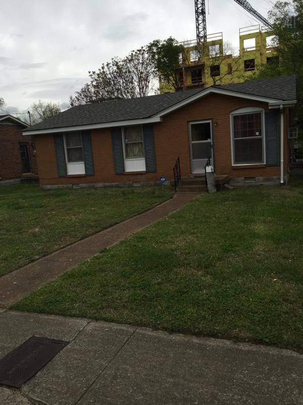1208 Sigler St SW, Nashville, TN 37203