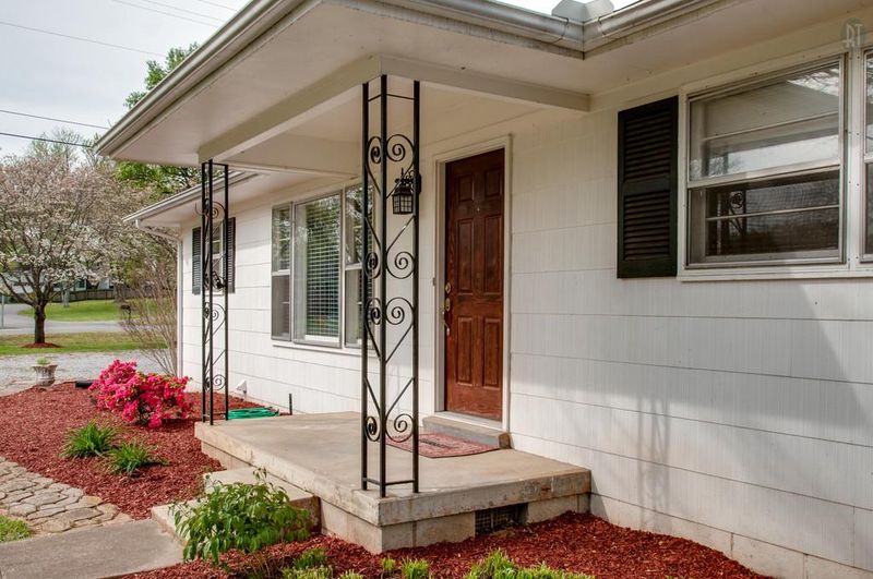 1803 Susan Dr, Murfreesboro, TN 37129