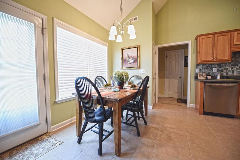 4849 Binder Ln, Murfreesboro, TN 37127