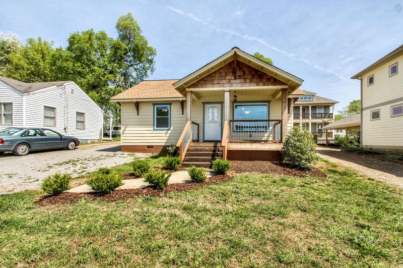 907 Delmas Ave, Nashville, TN 37216
