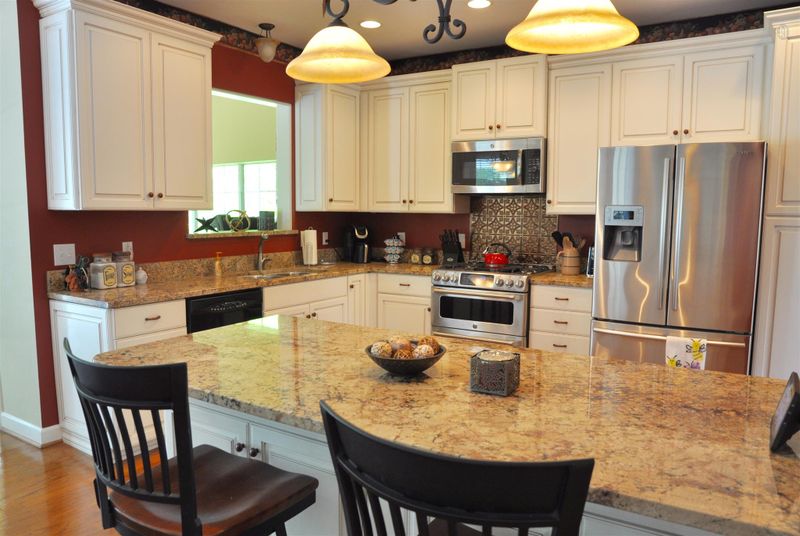 621 Grange Hill Ct, Franklin, TN 37067