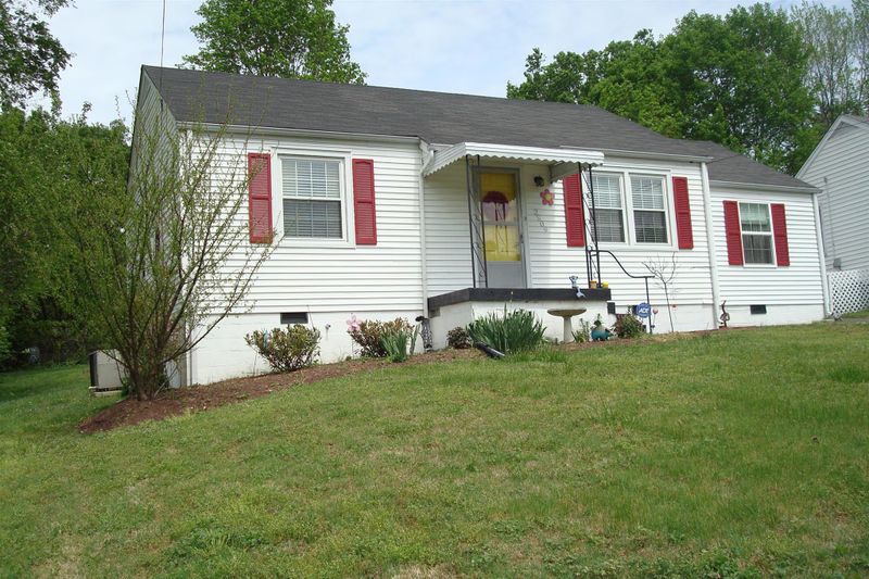 2809 Ennis Rd, Nashville, TN 37210