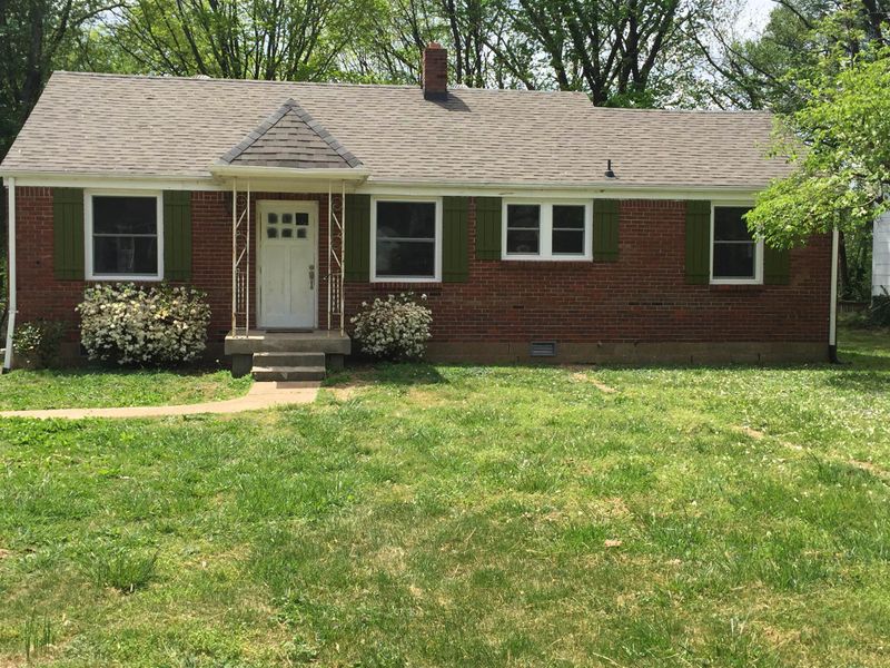1321 Mercury Dr, Nashville, TN 37217