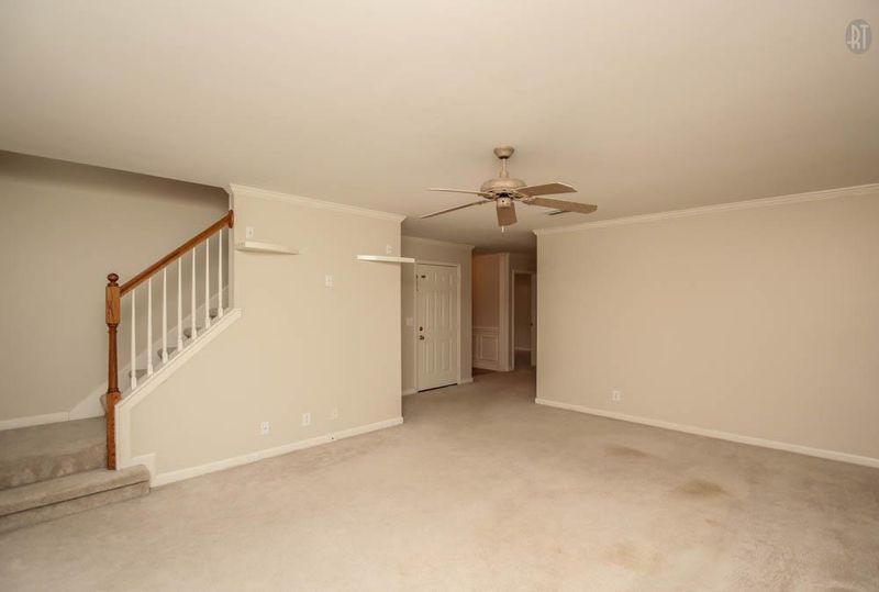 423 Golfview Ct, Murfreesboro, TN 37127