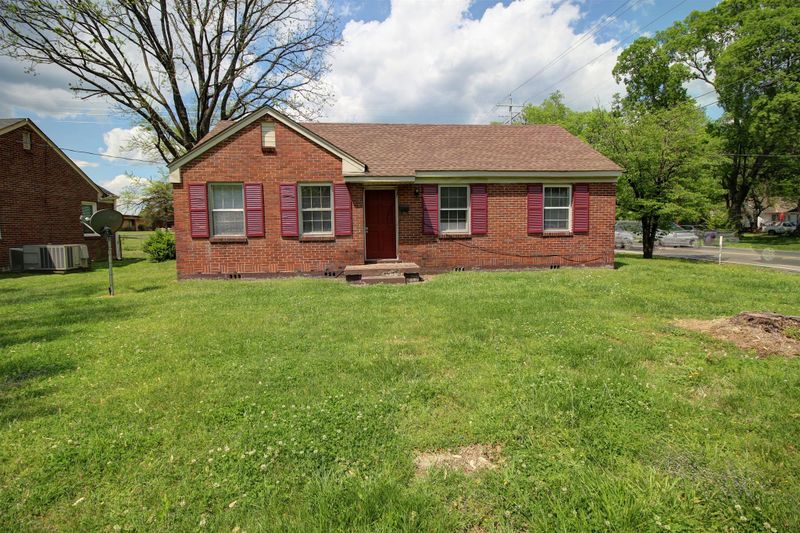 607 W Clark Blvd, Murfreesboro, TN 37129