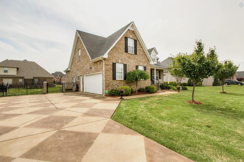 3614 Geneva Dr, Murfreesboro, TN 37128