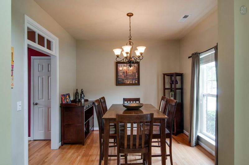 7155 Riverfront Dr, Nashville, TN 37221