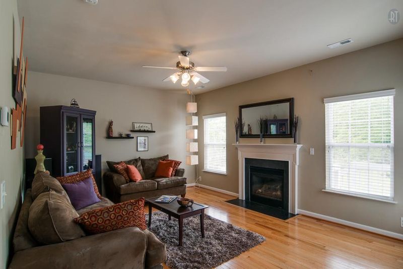 7155 Riverfront Dr, Nashville, TN 37221