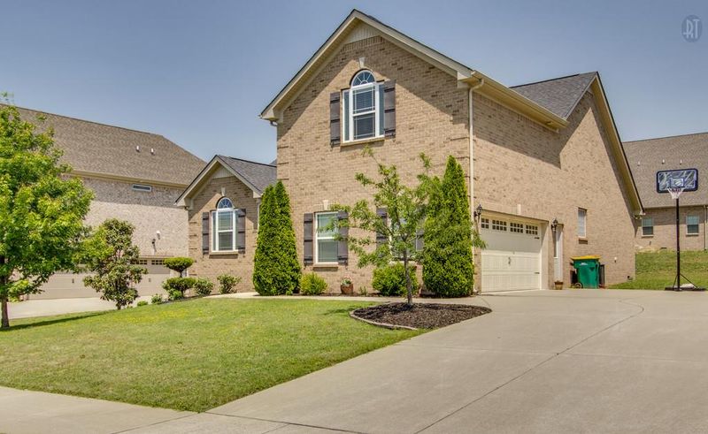 4005 Gari Baldi Ct, Spring Hill, TN 37174