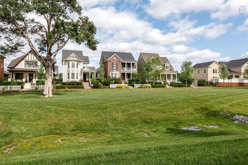 1003 Verona Dr, Franklin, TN 37064