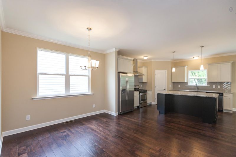 1813 Joy Cir, Nashville, TN 37207