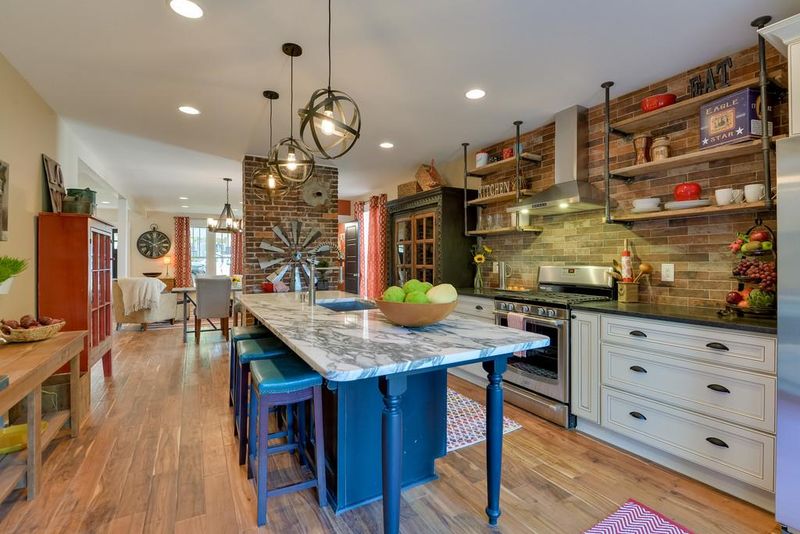 1105 N 6th St, Nashville, TN 37207