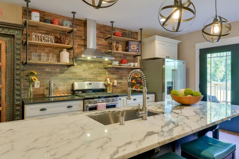 1105 N 6th St, Nashville, TN 37207