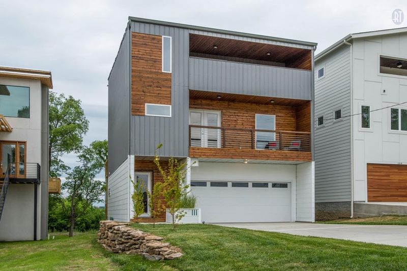 111 Fern Ave, Nashville, TN 37207