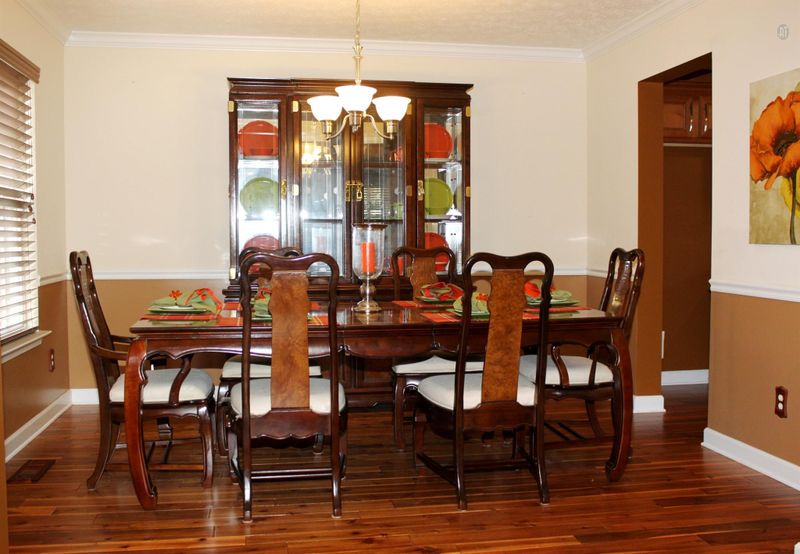 1721 Executive Way, Nashville, TN 37207
