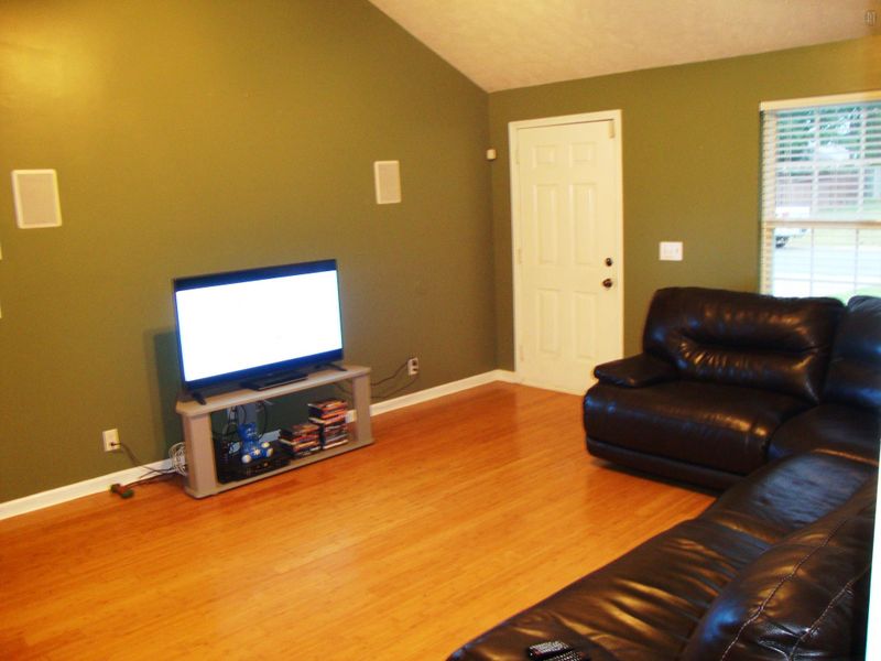 1319 Owasa Trl, Murfreesboro, TN 37130